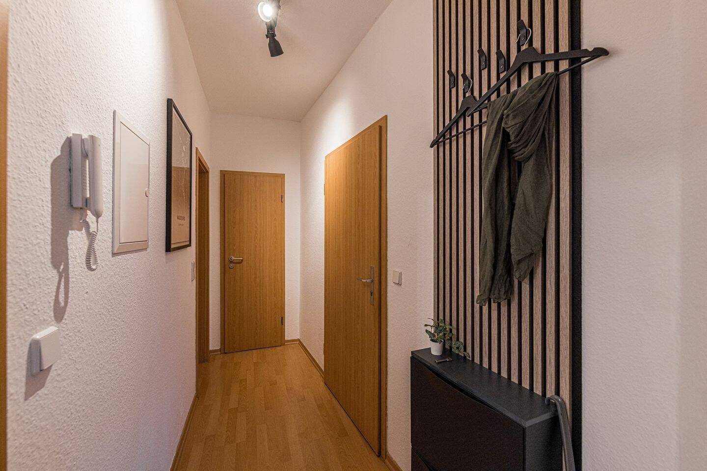 Modernes Apartment mit 2 großen Schlafzimmern und separatem Wohnzimmer – Magdeburg – Vorschaubild 4