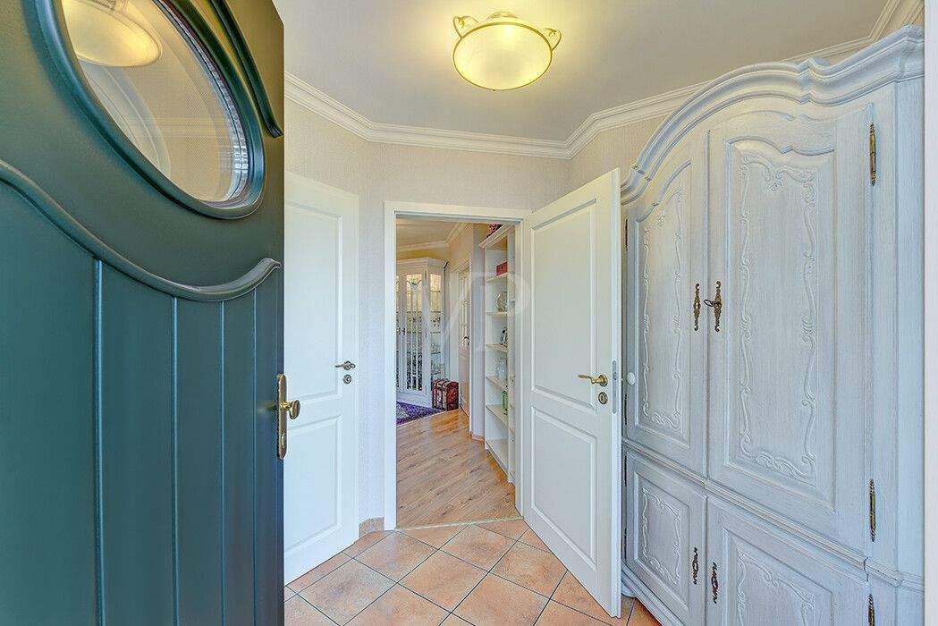 Two in One - stilvolles EFH mit kleinem Sommergarten-Bungalow – Duisburg – Vorschaubild 3