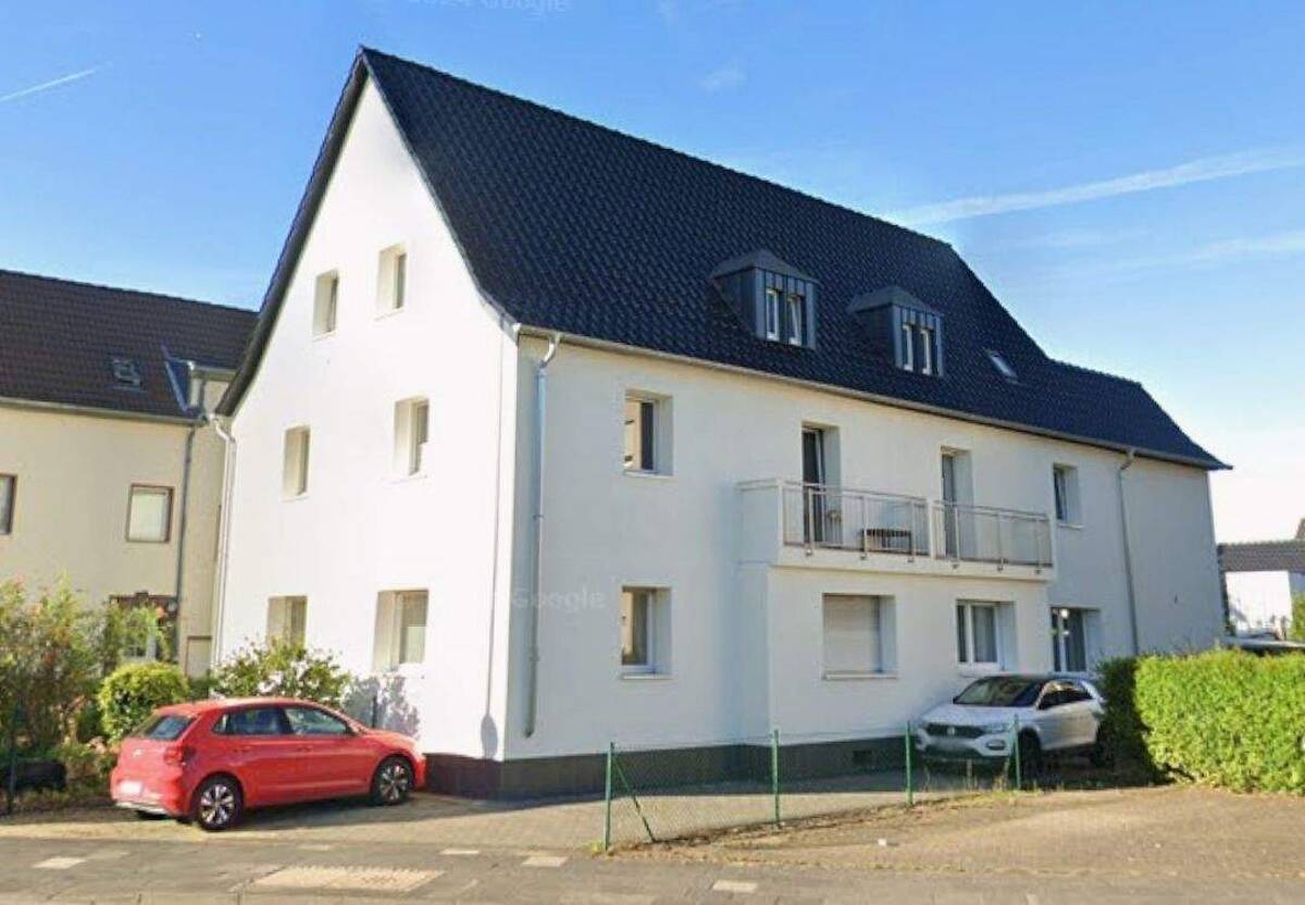 Tolles Mehrfamilienhaus mit 5 Wohneinheiten in Köln Porz – 51149 Köln – Bild 1 von 9