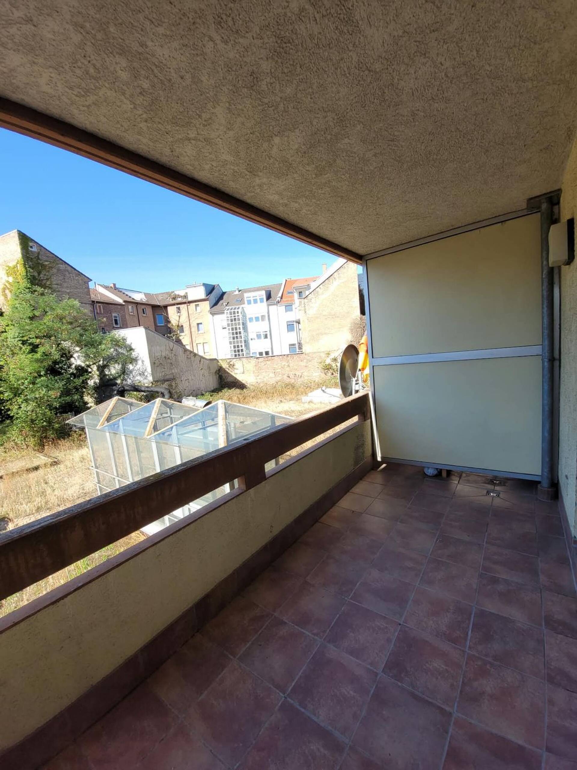 Etagenwohnung in 76133 Karlsruhe mit 70 m² kaufen
