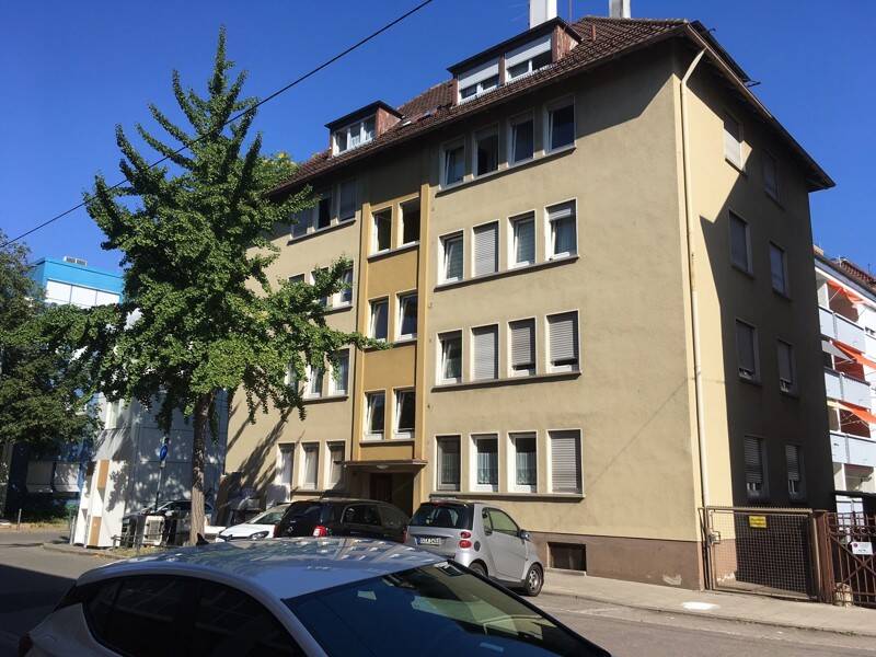 Wo das Leben so spielt - individuelle 2-Zimmer Wohnung im Dachgeschoss
