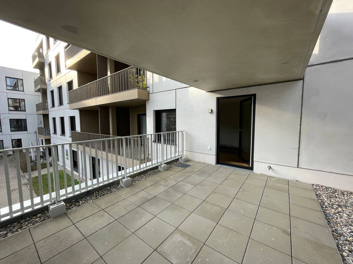 Schöne 3-Zimmer Wohnung mit Terrasse – Nürnberg – Vorschaubild 2