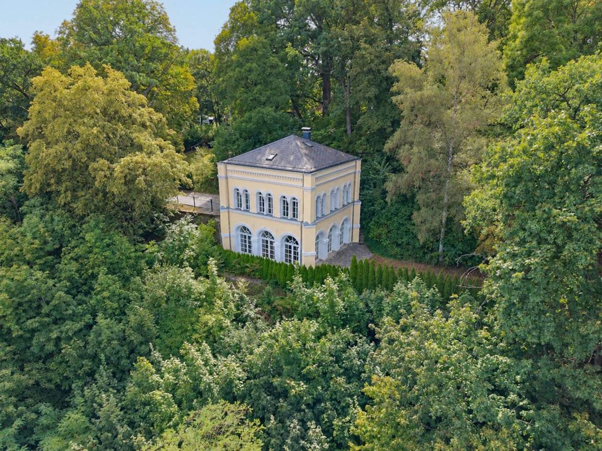 Einfamilienhaus in 96450 Coburg mit 119,93 m² kaufen
