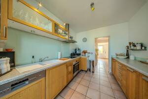 Charmantes Familiendomizil in Bestlage von Rondorf: 109m² Wfl. + 21m² Wintergarten mit Kaminofen – 50997 Köln – Vorschaubild 9