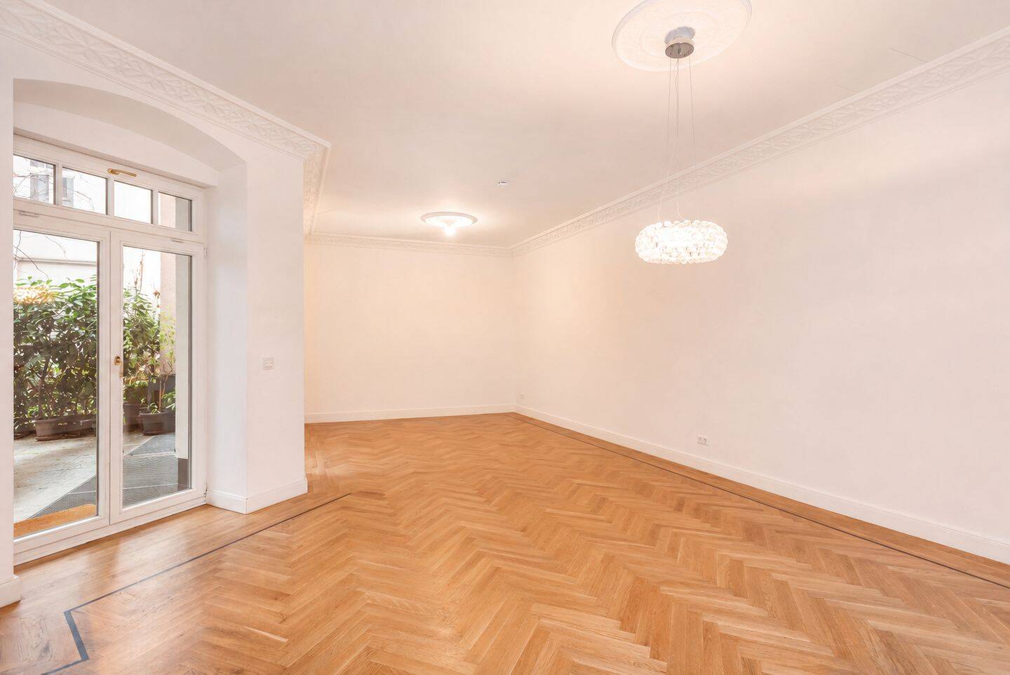 Großzügiges Haus in Haus in zentraler Lage nahe Kurfürstendamm – Berlin – Vorschaubild 2