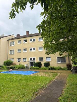 Sommeraktion!!! Ruhige Wohnlage in Bonn-Lahnesdorf. 3-Zimmer, 72 m² Wohnfläche mit Balkon. – 53177 Bonn – Vorschaubild 2