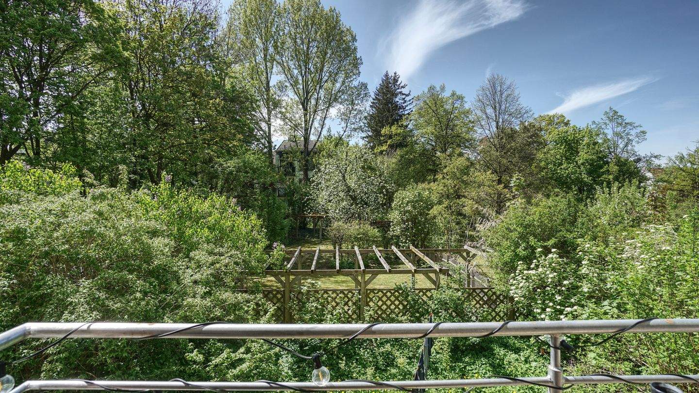 U3 direkt vor der Tür – 3-Zimmer-Wohnung mit 2 Balkonen & Gartenblick in München-Moosach (vermietet) – München – Vorschaubild 5