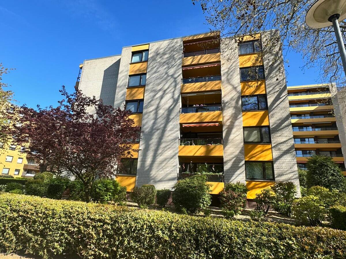 3-Zi.-Eigentumswohnung mit Balkon und TG-Stellplatz in Lübeck-St. Jürgen (Nähe Uni) – 23562 Lübeck – Bild 1 von 9