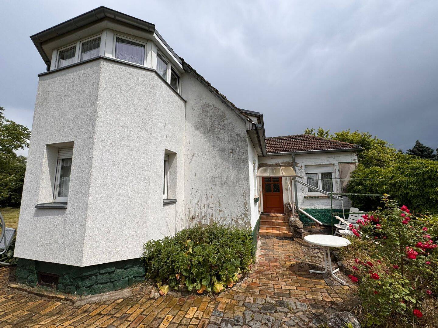 Einfamilienhaus mit großem Grundstück – Sanierung oder Neubau möglich – Borsdorf – Vorschaubild 3