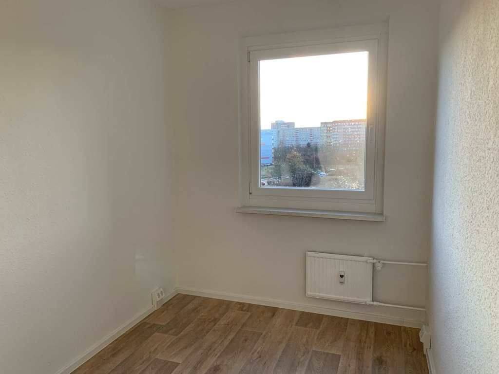 Frisch sanierte 3-Zimmerwohnung mit Balkon und großer Wohnküche – Leipzig – Vorschaubild 7