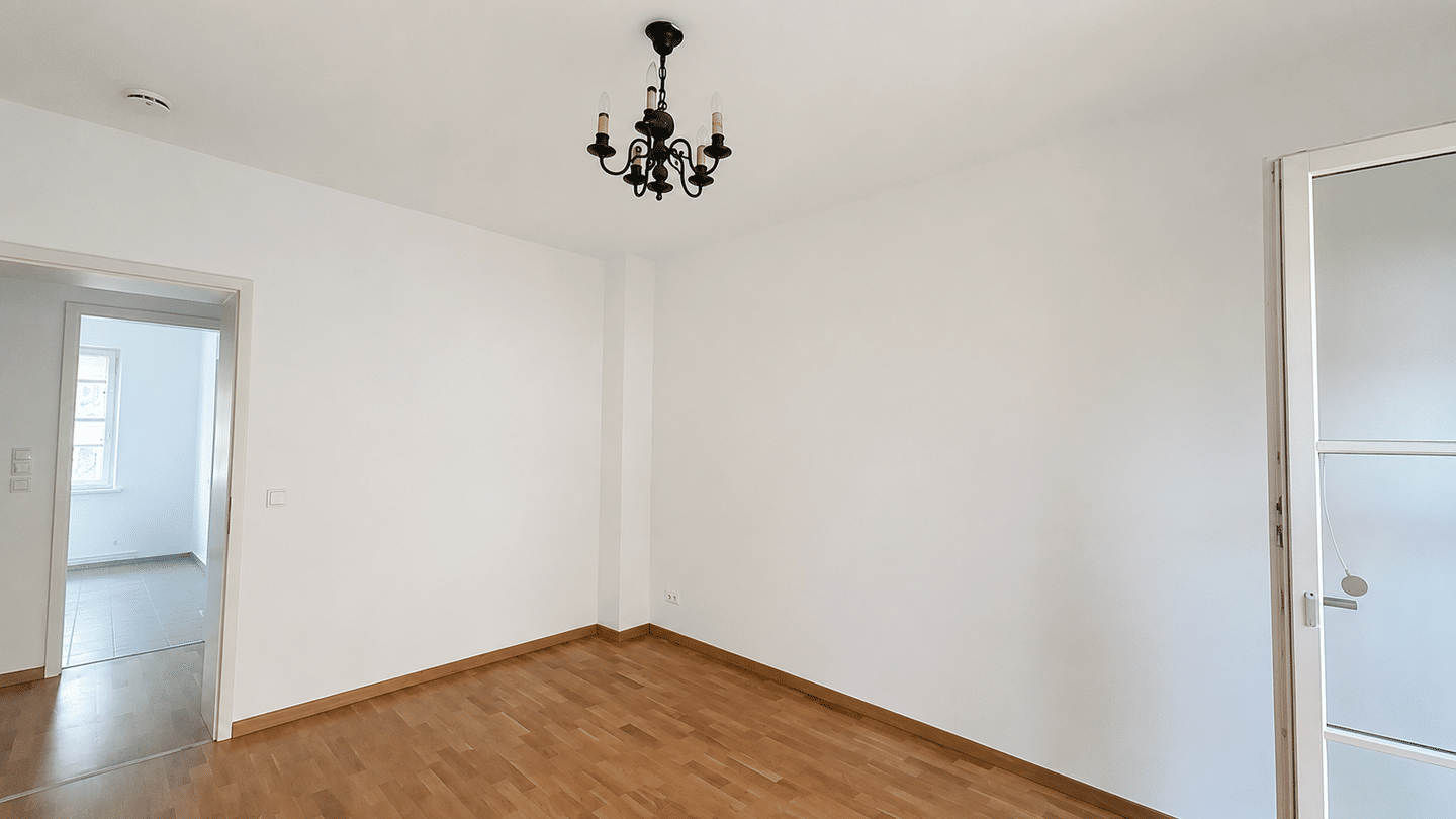 Gartenidylle in Zehlendorf - Bezugsfreie Wohnung mit Terrasse und 80 m² Garten – Berlin – Vorschaubild 2