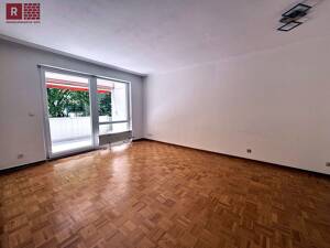 Rödelheim: 2,5 Zimmer mit Balkon, Parkett und Potenzial zum Wohlfühlen – 60489 Frankfurt am Main – Vorschaubild 2