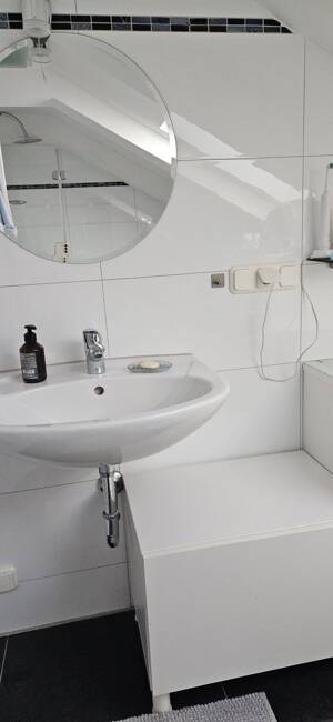 Charmante und moderne 2-Zimmer-Wohnung – 93055 Regensburg – Vorschaubild 8