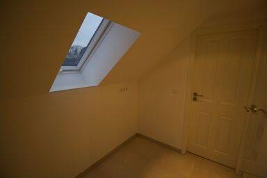 Ruhige 2 Zimmer Dachgeschosswohnung in Nürnberg Altenfurt – Nürnberg – Vorschaubild 7