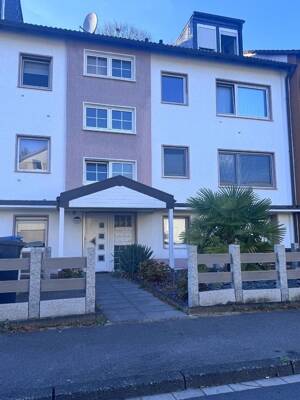 Vermietete 3-Zimmer-Wohnung mit Balkon und modernisiertem Bad