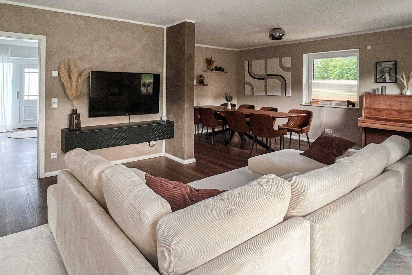 **Energieeffizientes Traumhaus in naturnaher Lage - modern, großzügig und familienfreundlich** – Hollnseth – Vorschaubild 2