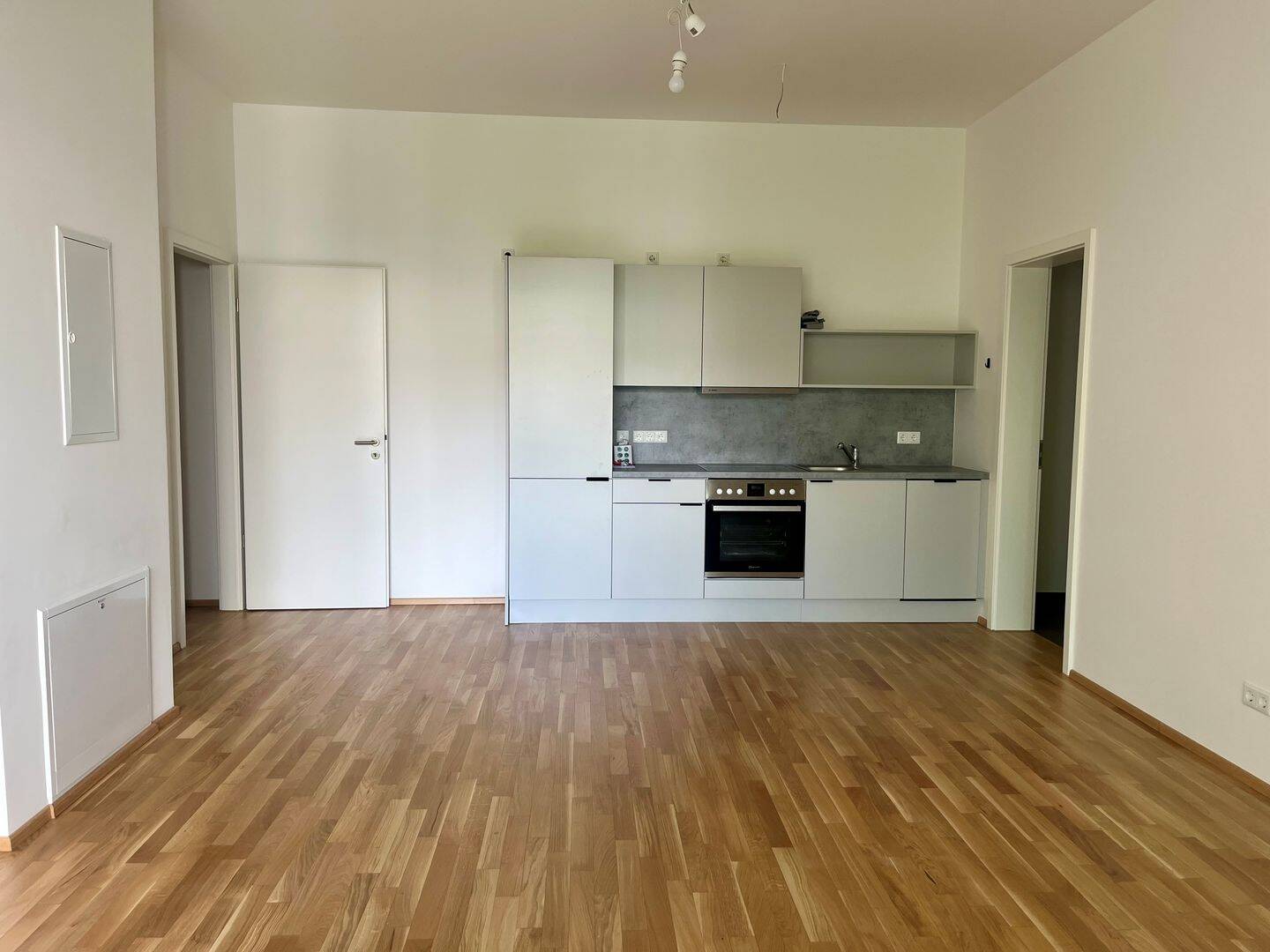 2-Zimmer-Neubau-Wohnung mit Balkon im ruhigen Innenhof! – Nürnberg – Vorschaubild 2