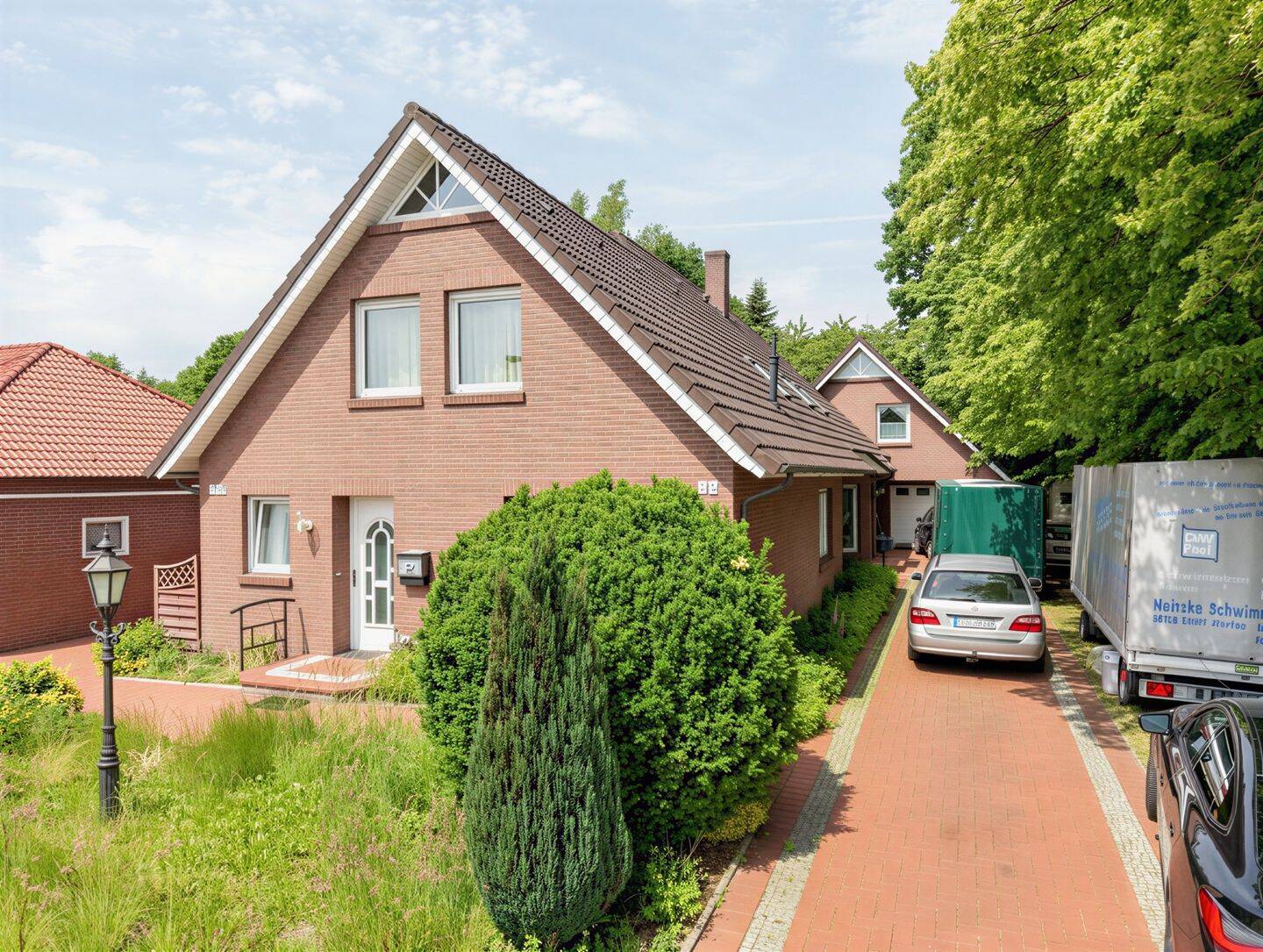 Großzügiges EFH mit Einliegerwohnung, Garage, Werkstatt und vielseitigen Nutzungsmöglichkeiten