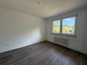 Gut aufgeteilte 2-Zimmer-Wohnung mit Balkon in grüner Lage! – 45309 Essen – Vorschaubild 2