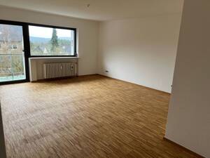 Renovierte 3 ZKB + Balkon Wohnung Ehrang Hintere Heide – 54293 Trier – Vorschaubild 2