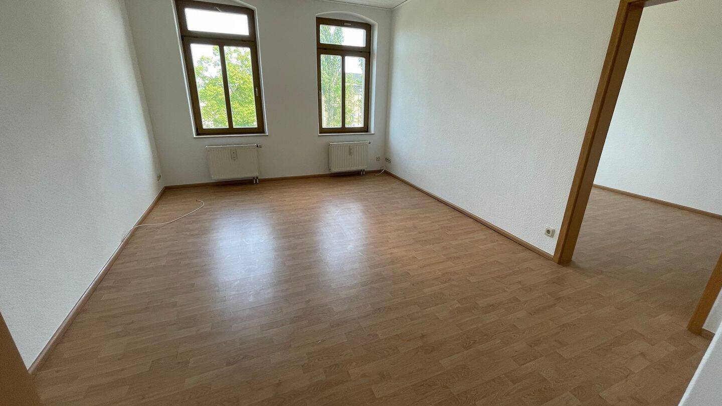 3. OG - Großes Tageslichtbad - Balkon - helle Zimmer ! – Chemnitz – Vorschaubild 9