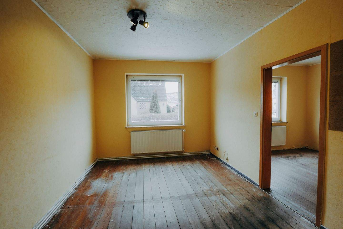 Provisionsfrei - Ihr Traum ist erfüllbar - Ein-/Zweifamilienhaus mit Eigenland in Lübeck – Lübeck – Vorschaubild 3