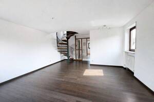 WOHNEN MIT WEITBLICK: CHARMANTE MAISONETTE IN STUTTGART-ZUFFENHAUSEN – 70435 Stuttgart – Vorschaubild 2