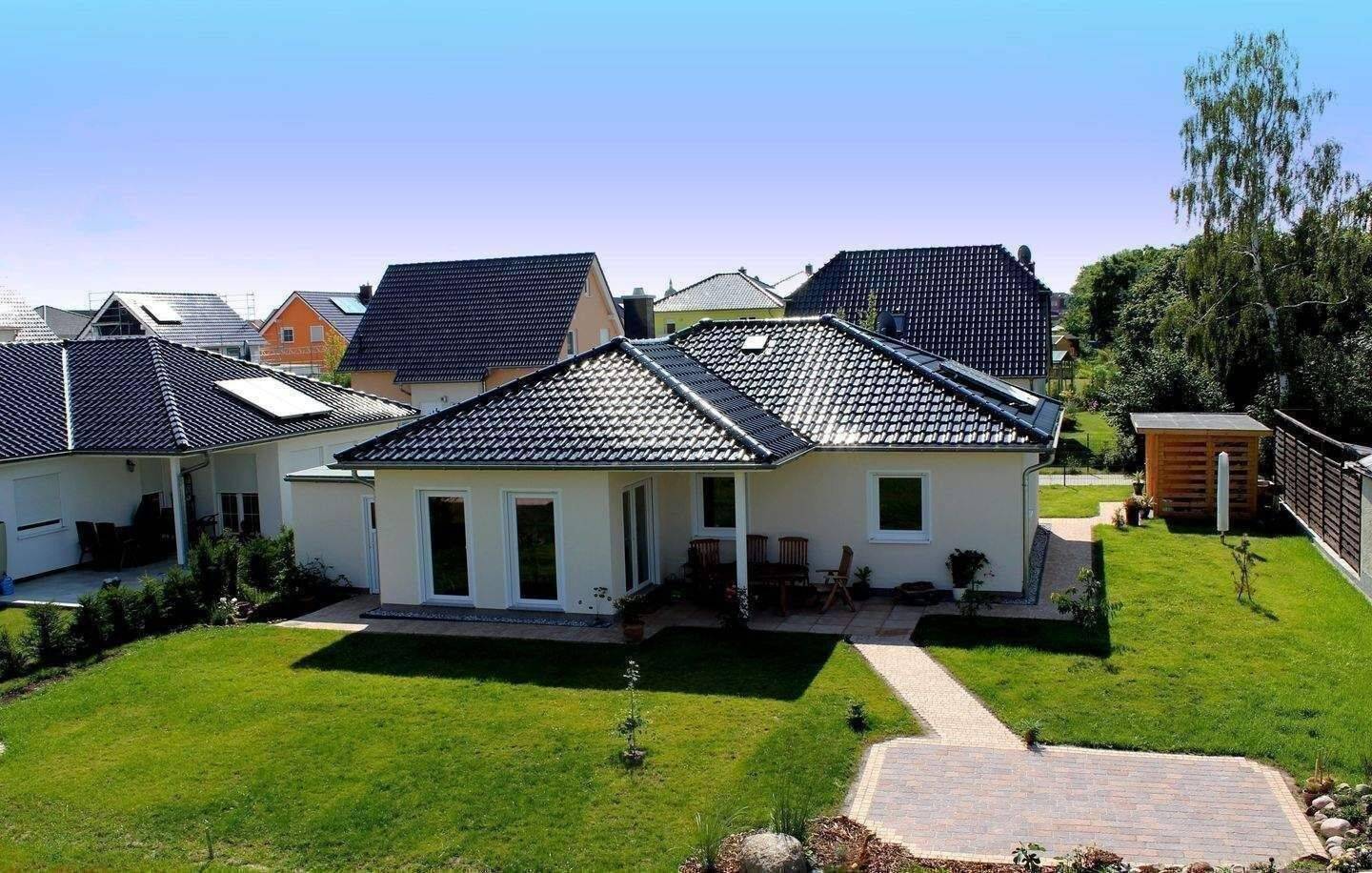 Wohnen auf einer Ebene in der 2. Lebenshälfte, mit PV-Anlage+Wallbox, unweit vom Geiseltalsee – Mücheln (Geiseltal) – Vorschaubild 2