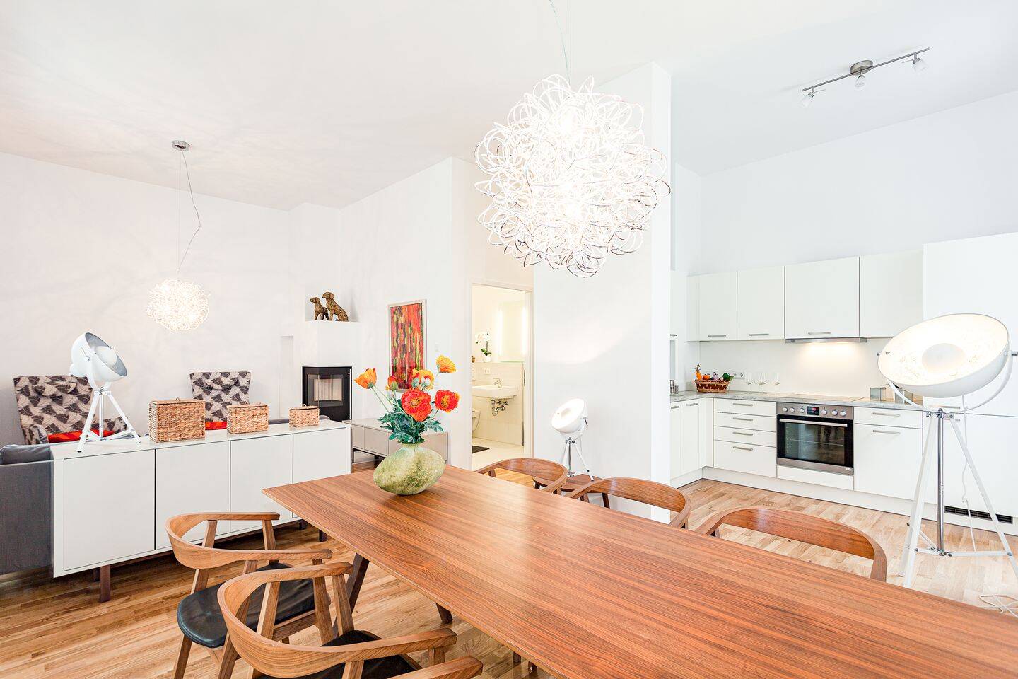 Attraktive 3-Zimmer-Erdgeschosswohnung mit Terrasse und Kamin!