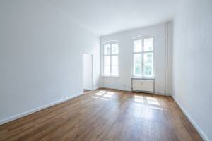 Provisionsfrei & bezugsfertig: Charmante 1-Zimmer-Altbauwohnung in Berlin-Friedrichshain