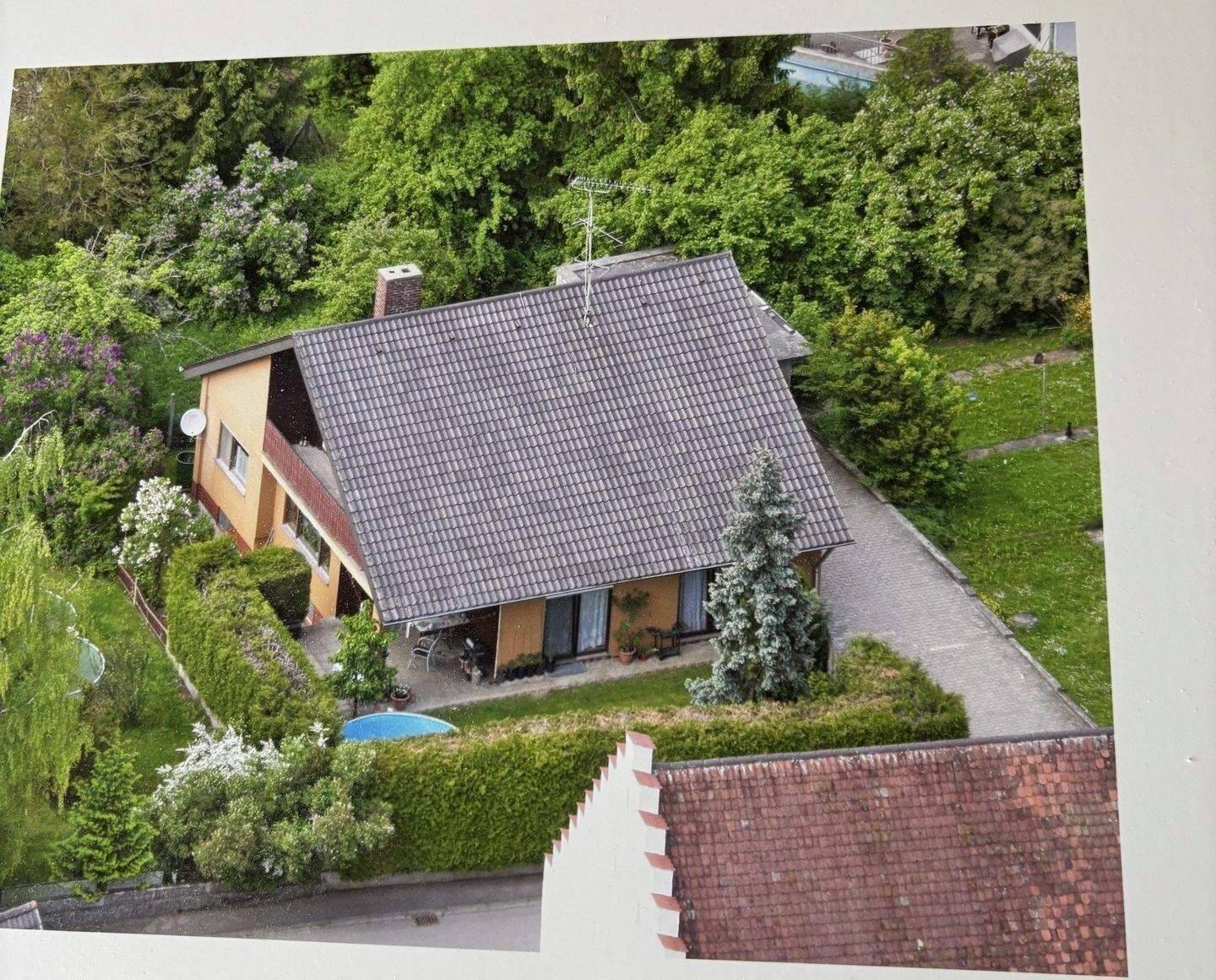 Geräumiges Einfamilienhaus mit Potential für 2.Wohnung – Engen – Vorschaubild 3