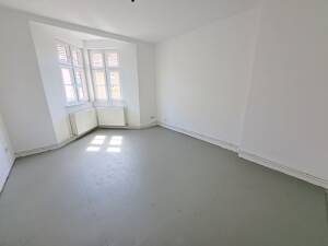 Frisch renovierte große 3-Zimmer-Wohnung mit Balkon und Wannenbad in Bremerhaven! – 27568 Bremerhaven – Vorschaubild 3