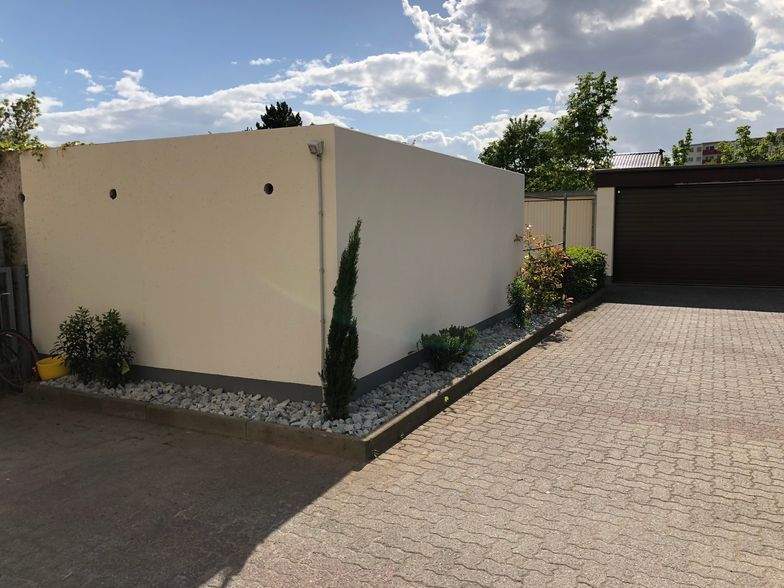 Saniertes und aufgeteiltes Mehrfamilienhaus mit 9 Wohneinheiten, 2 Doppel- und 3 Einzelgaragen und 4 PKW-Stellplätzen – Hanau – Vorschaubild 6