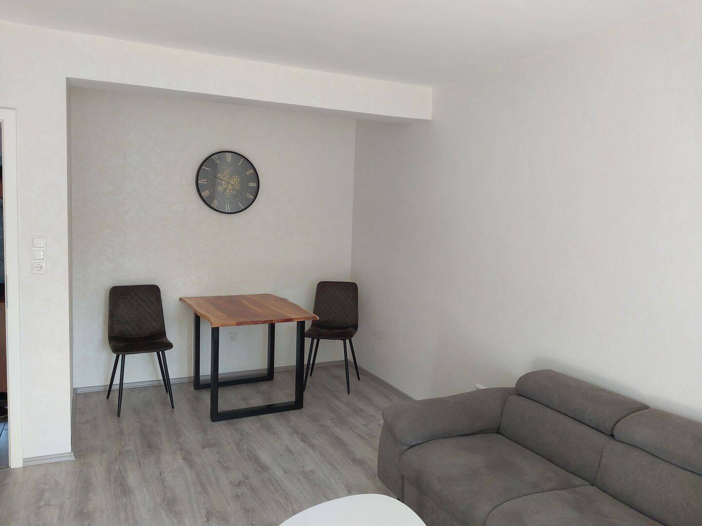 Charmante 2-Zimmer-Erdgeschosswohnung - perfekte Kapitalanlage mit hohem Renditepotenzial. – Leverkusen – Vorschaubild 2