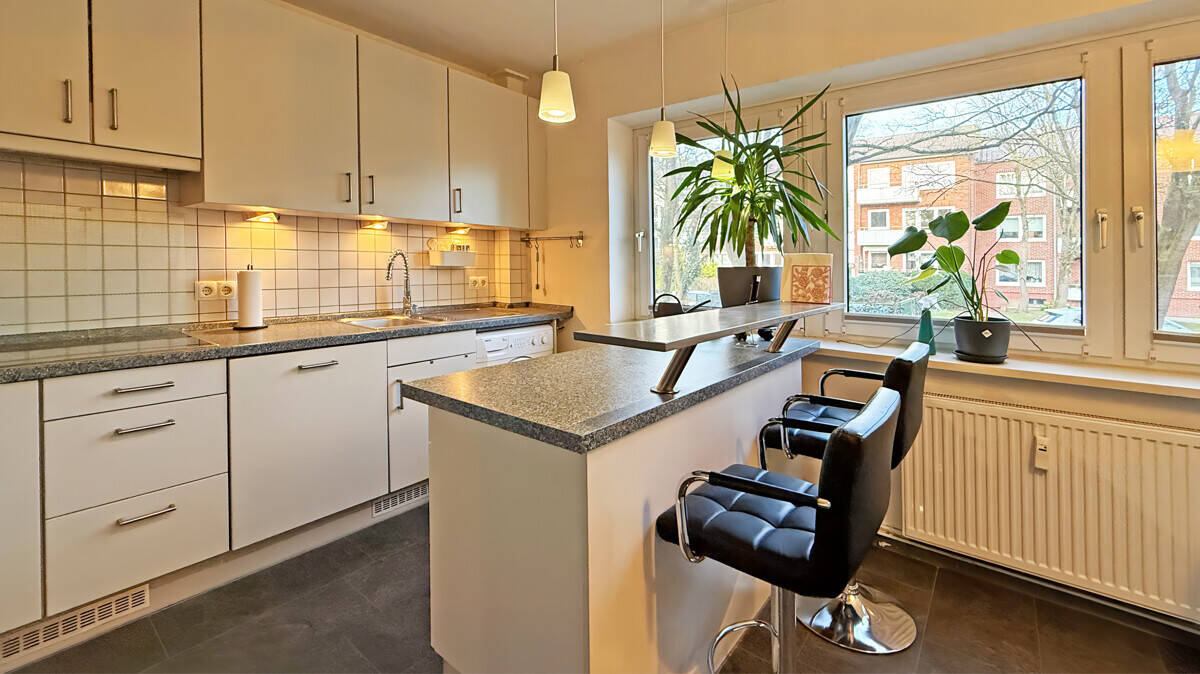 Schöne Terrassenwohnung mit Stellplatz - Wentzel Dr. – Hamburg – Vorschaubild 6