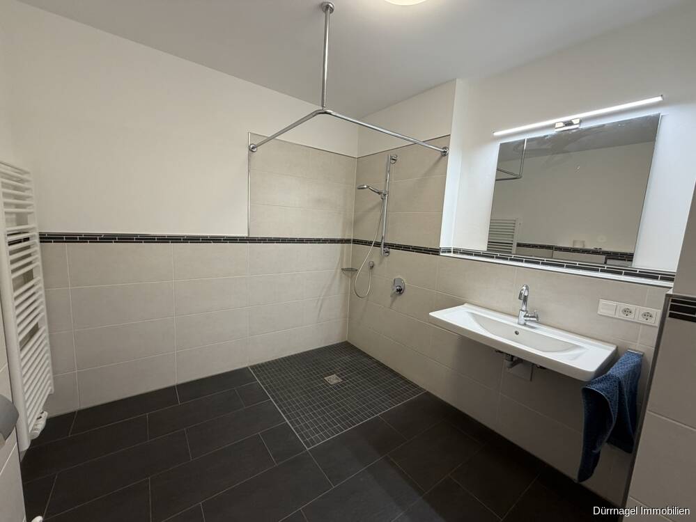 2-Zimmer-Seniorenwohnung mit Balkon und Tiefgarage im beliebten Würzburger Frauenland – Würzburg – Vorschaubild 8