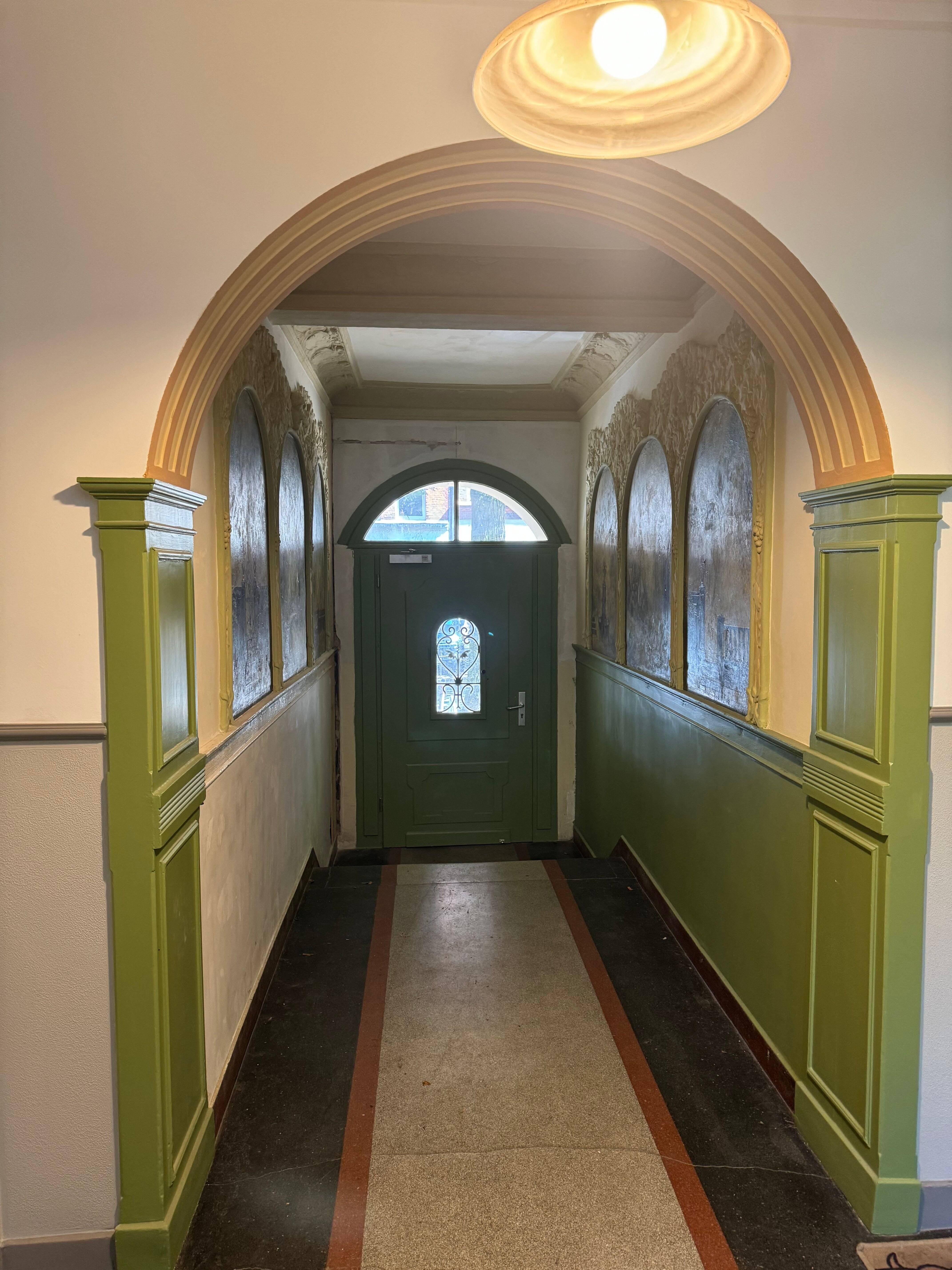 Sonderpreis Musterwohnung - gehoben modernisierte 2-Zi., stilvoller Altbau, beliebte, ruhige City-Lage - Steuervorteile möglich – Kiel – Bild 1 von 9