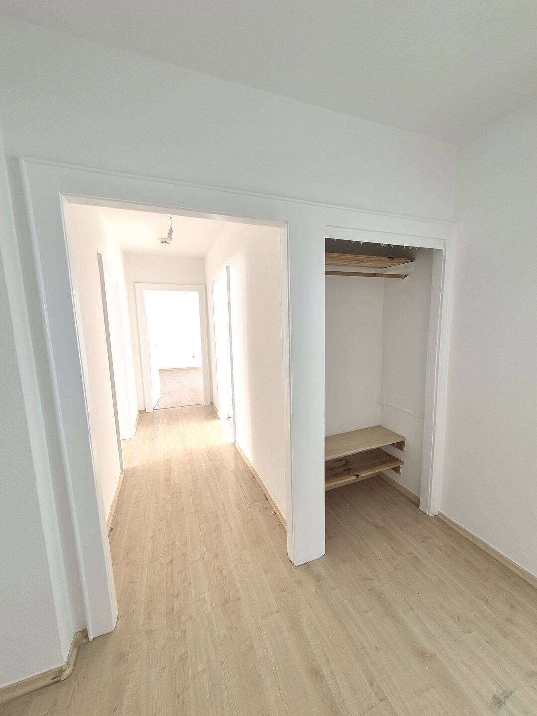 SB. Nauwieser Viertel, umfangreich renovierte 3 ZKB im 1.OG. Nicht WG geeignet. – Saarbrücken – Vorschaubild 9