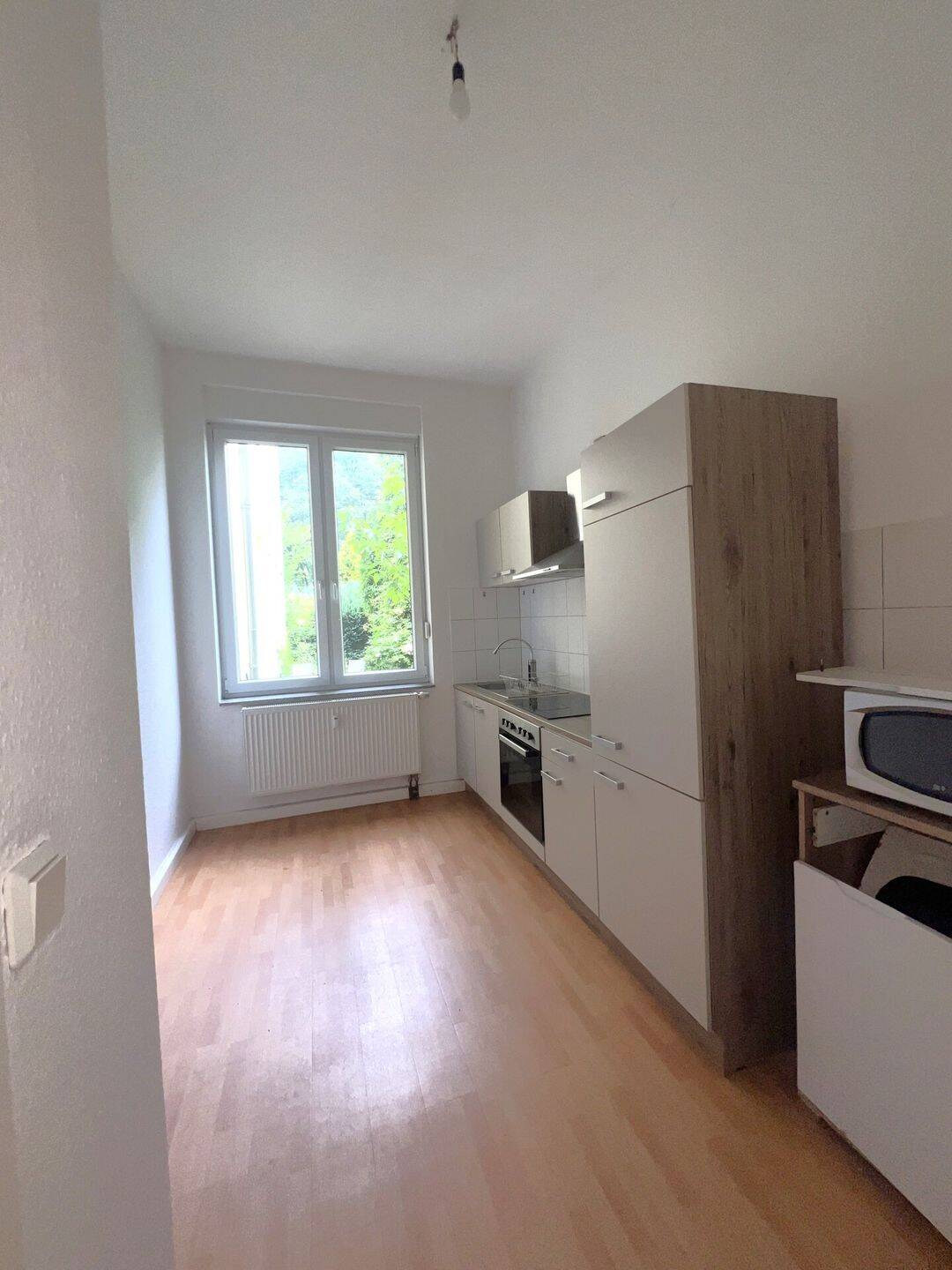 GEMÜTLICHE 1,5 ZIMMERWOHNUNG DIREKT AM WASSERTURM!