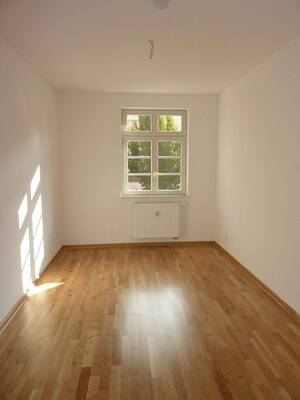 Charmante 2-Raum-Wohnung mit Balkon und TG-Stellplatz im exklusiv sanierten "Wahrener Rundling" !! – 4159 Leipzig – Vorschaubild 4