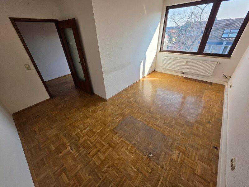 Sanierte 2-Zimmer-Wohnung - Haus mit Aufzug, Bad mit Superplan-Dusche – Düsseldorf – Vorschaubild 7