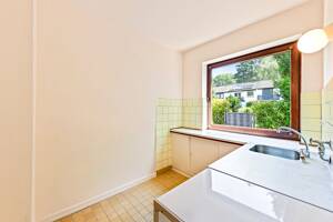 Sanierungsbedürftiges Reihenhaus in ruhiger und gut angebundener Lage von Hamburg-Sasel – 22393 Hamburg – Vorschaubild 6