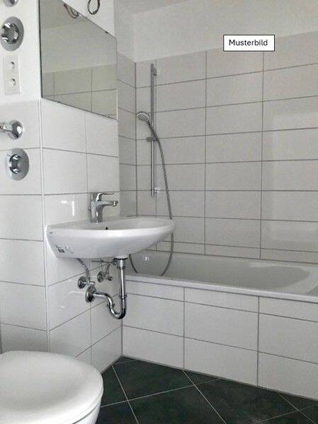 Schöne 3-Zimmer-Wohnung in Moosach! – München – Vorschaubild 4