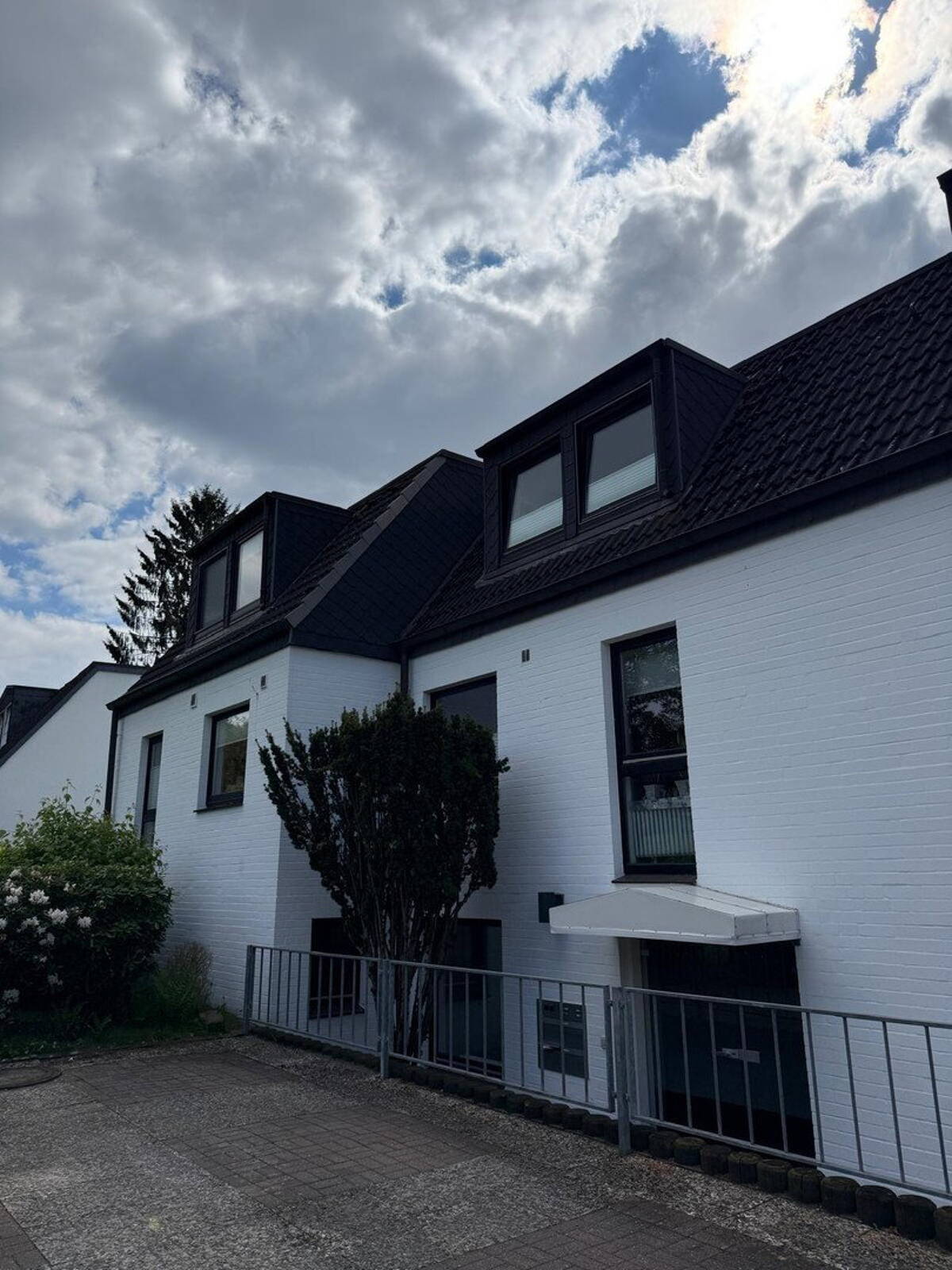 Im grünen Wohnen - in Hamburg leben - reserviert – 22159 Hamburg – Bild 1 von 9