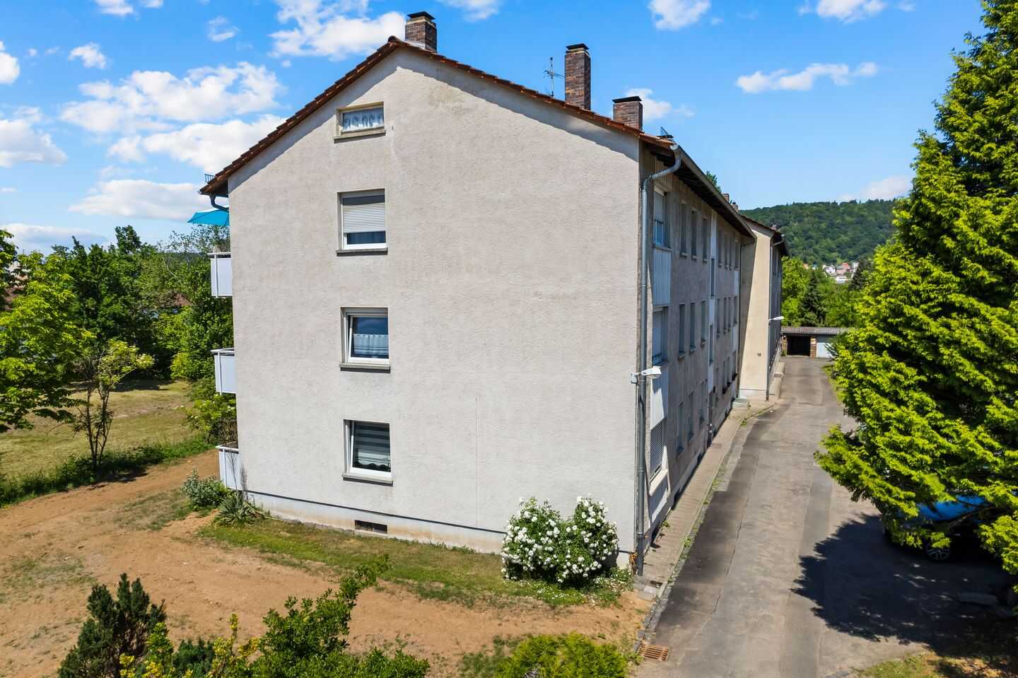 **Zwei Mehrfamilienwohnhäuer mit 18 Wohnungen in ruhiger Wohnlage** – Linsengericht – Vorschaubild 4