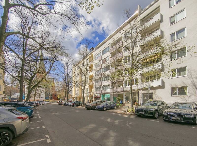 Nebeneinander am Ludwigkirchplatz: 2 Whg m Aufzug Balkon u Stellplatz – Berlin – Vorschaubild 9