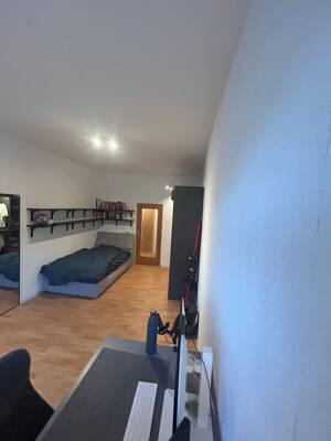 Helles WG-Zimmer mit eigenem Balkon in ruhiger Altbau-Gegend – 68167 Mannheim – Vorschaubild 3