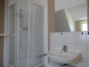 (EF0113_Y) Erfurt: Löbervorstadt, möbliertes Zimmer in schöner Wohnlage mit eigenem Bad, an Wochenendheimfahrer – 99096 Erfurt – Vorschaubild 7