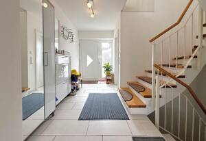Hochwertiges Einfamilienhaus mit Wintergarten und Einliegerwohnung in attraktiver Lage – 91056 Erlangen – Vorschaubild 8
