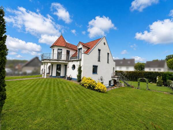 Villa in 31737 Rinteln / Möllenbeck mit 280 m² kaufen